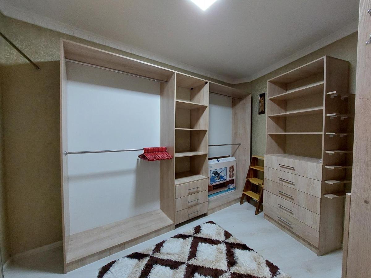 Hi-Tech Apartment In City Center タシュケント エクステリア 写真