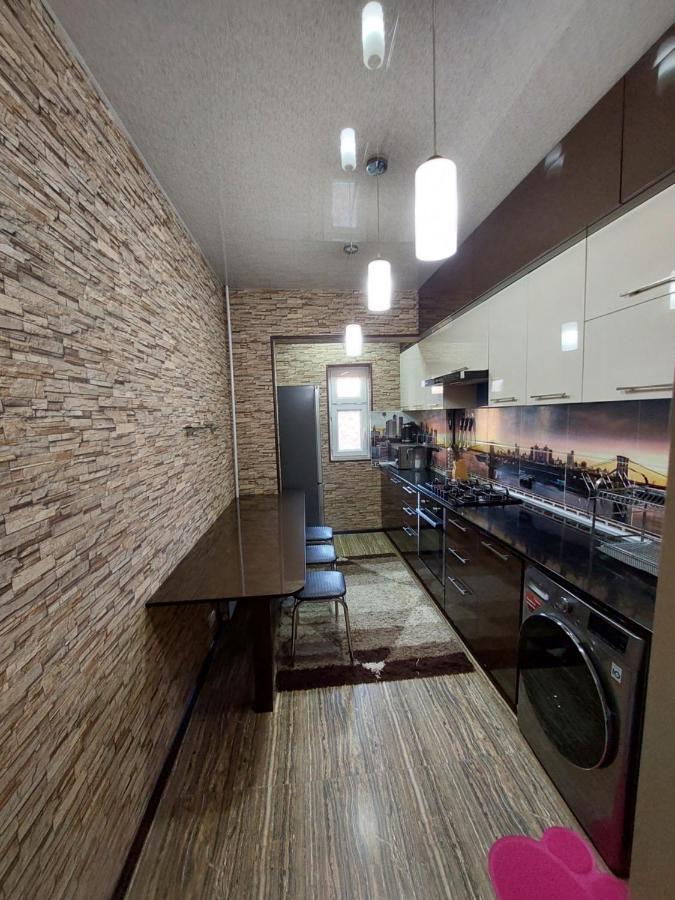 Hi-Tech Apartment In City Center タシュケント エクステリア 写真