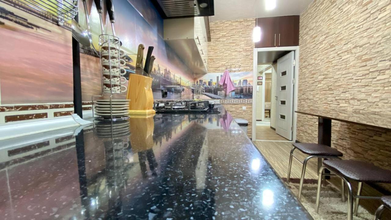 Hi-Tech Apartment In City Center タシュケント エクステリア 写真